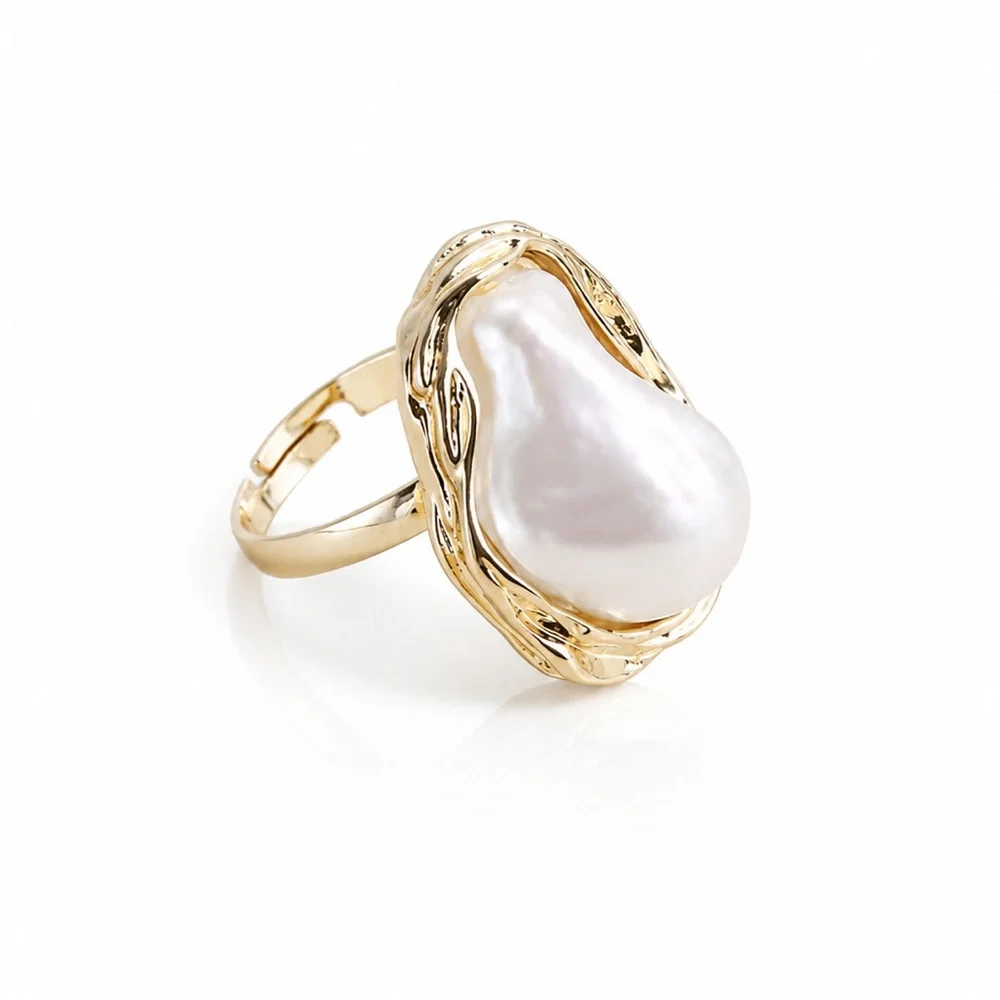 Gold Ring with White Baroque Pearl